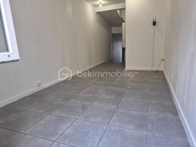 Maison de ville mitoyenne – 4 chambres – Terrasse & balcon