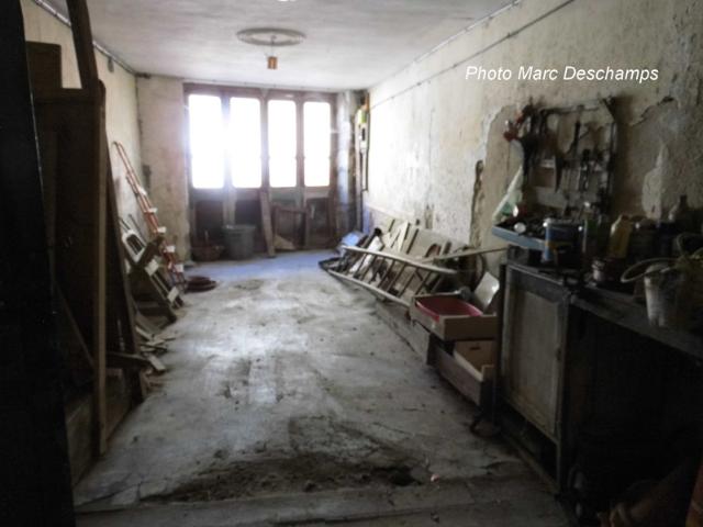 Maison de ville mitoyenne 63,20m2/x 4 niveaux avec courette