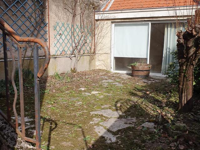 Maison De Ville Style Art Déco Dans Un Quartier Résidentiel 185m² Cahors