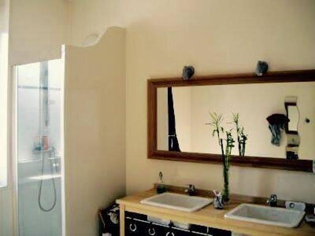 Maison de ville T3 duplex de 85 m2 centre bourgoin Jallieu