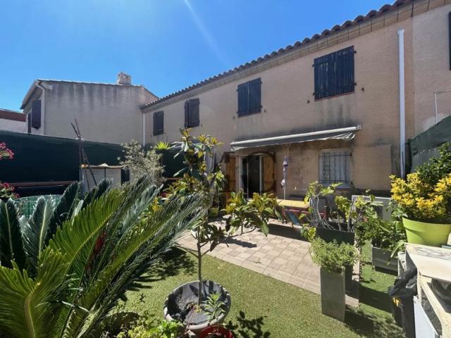 MAISON DE VILLE T4 JARDIN BOX FERME