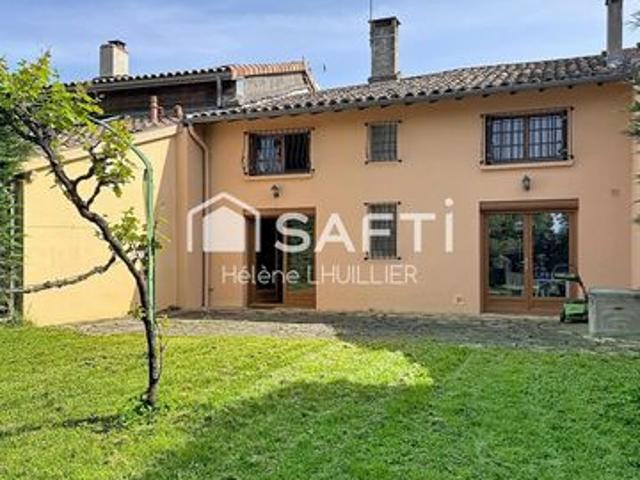 Maison de ville T5 de caractère – 152 m² – Sainte Foy de Peyrolières Terrain de 439 m²
