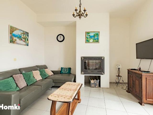 Maison de ville T8 de 227 m² à Gardie 11250 227m² Gardie