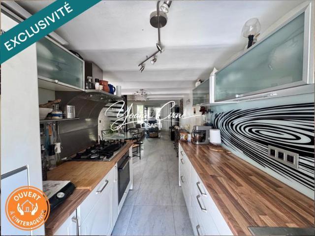 Maison de ville type 3/4 78 m2 avec terrasse, cuisine d'été et jardinet