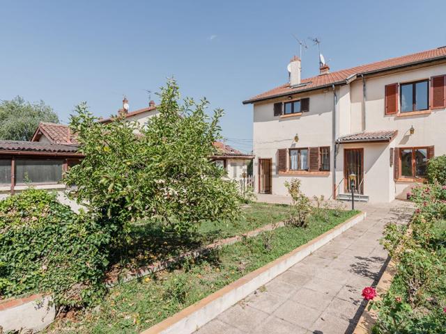Maison, Décines Charpieu