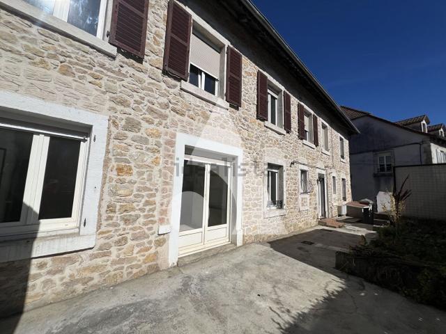 Maison, Delle