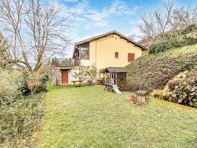 Maison, Denicé