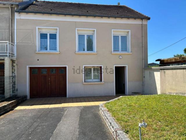 Maison, Déols