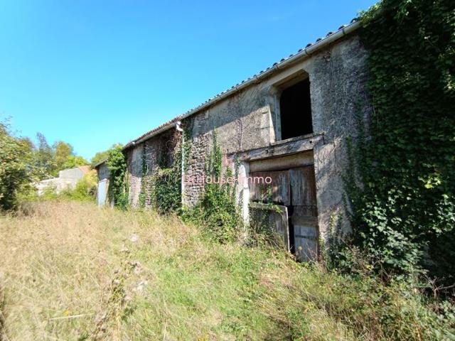 Maison + dépendance à rénover