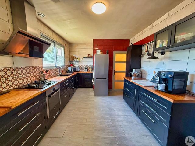 Maison, Dépendances, Cœur Prayssac 100m² Prayssac