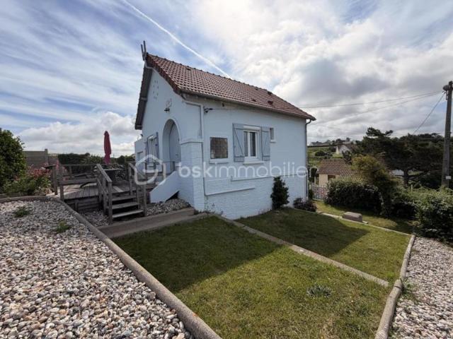 Maison des années 60 entièrement rénovée avec vue mer exceptionnelle !
