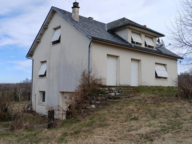 MAISON DES ANNEES 1970