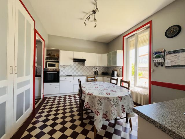 MAISON DES ANNEES 30, VILLEFRANCHE SUR SAONE
