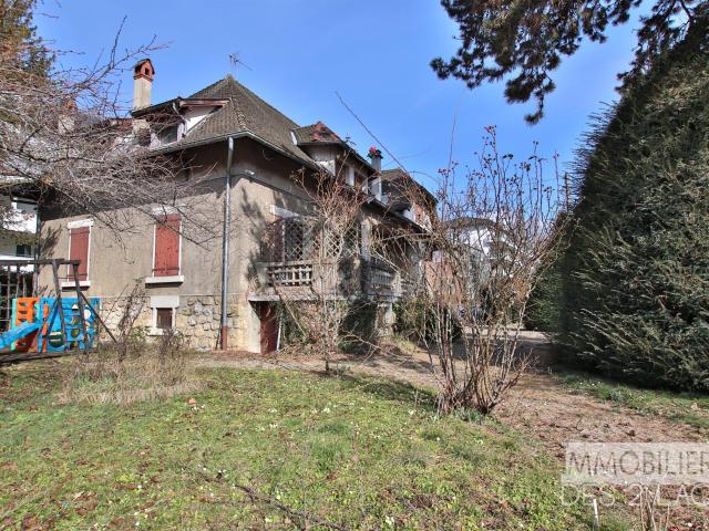 Maison des années 30 Secteur recherché proche Lac 225m² Annecy