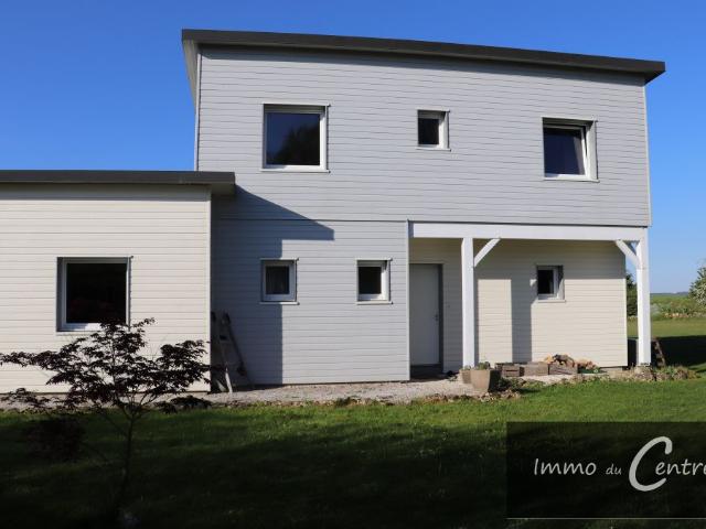 Maison d'habitation contemporaine de plain pied