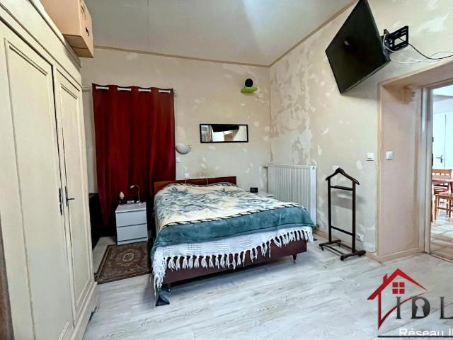 Maison d'habitation de 112 m2 habitable avec dépendances agr