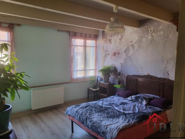 Maison d'habitation de 112 m2 habitable avec dépendances agr