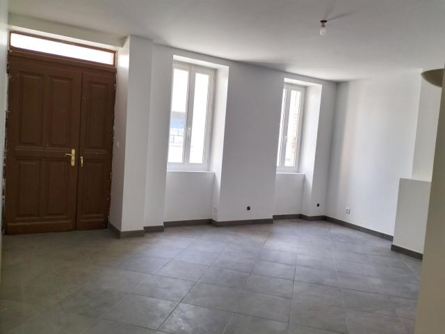 Maison d'habitation spacieuse idéal pour petite famille, ré. 130m² Saramon