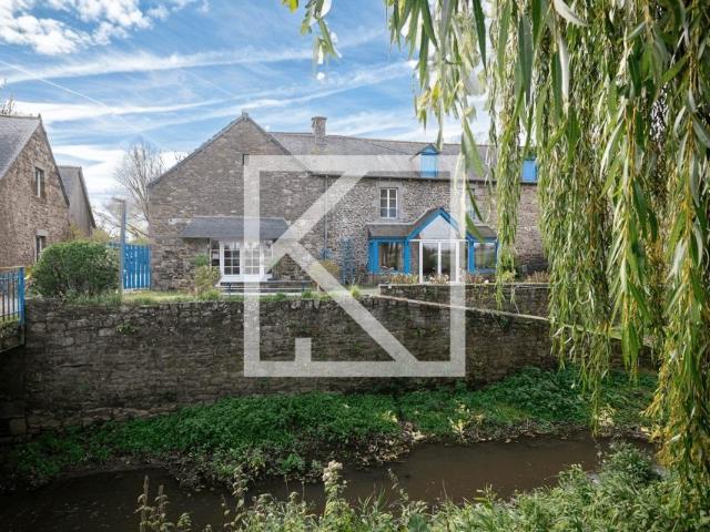 Maison D'hotes Et Ses Gites 694m² Mont Dol