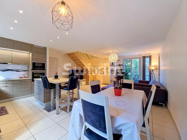 Maison, Divonne les Bains