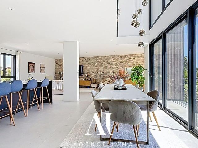 Maison, Divonne les Bains