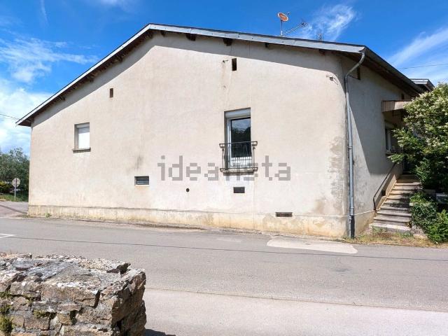 Maison, Digna