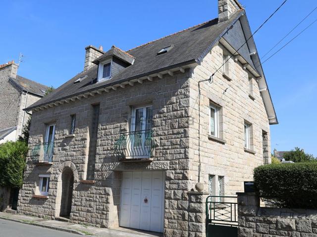 Maison, Dinan