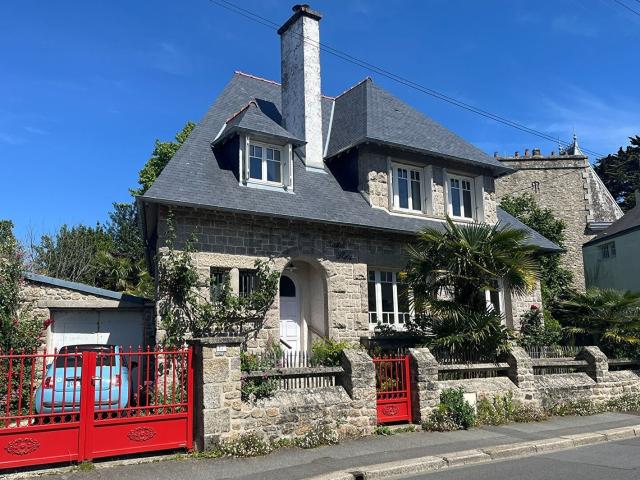 Maison, Dinan