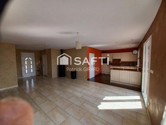 Maison disponible de suite en parfait état,aucun travaux de rénovation à prévoir
