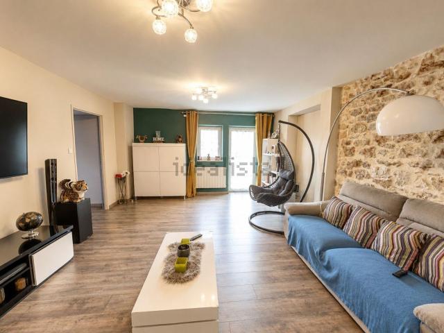 Maison, Druillat