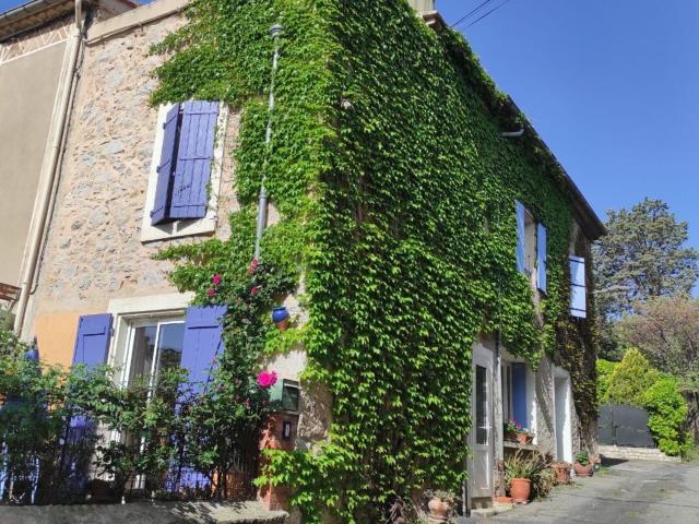Maison, Embres et Castelmaure