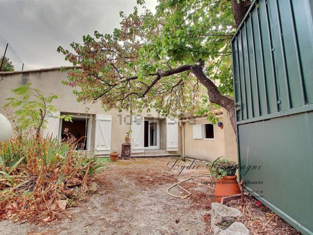 Maison, Embres et Castelmaure