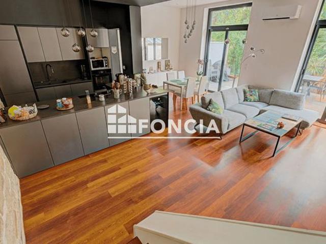 Maison entièrement rénovée 7 pièces Saint Maurice 128 m2