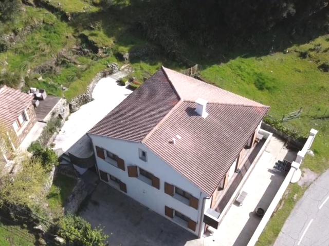 Maison entièrement rénovée 160 m2 Dépendance Bisinchi