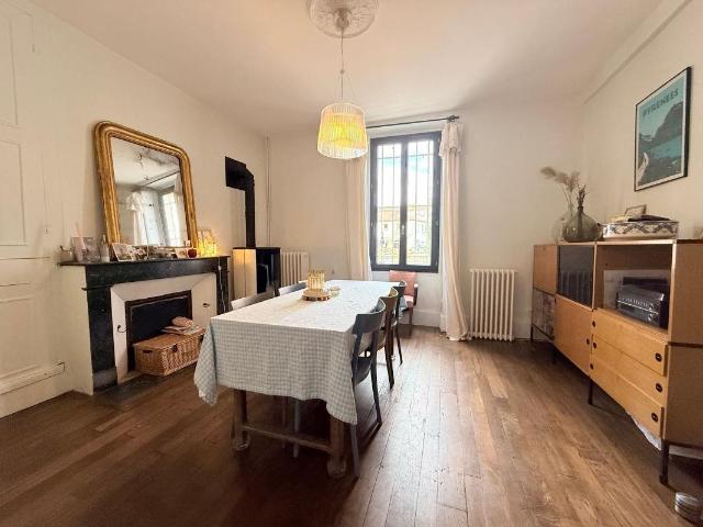 Maison entièrement rénovée au charme authentique 157m² Aire sur l'Adour