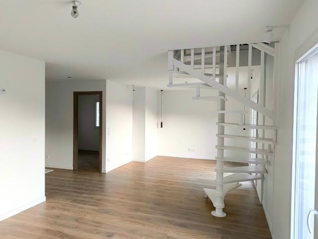Maison entièrement rénovée avec vue imprenable sur le lac d' 102m² Aiguebelette le Lac
