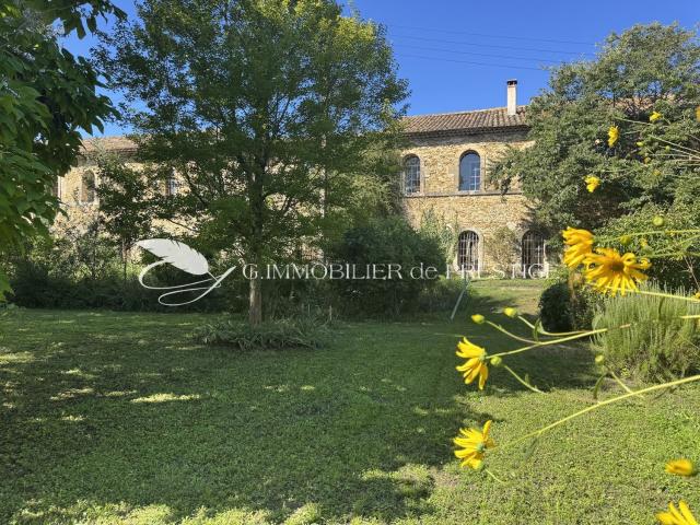 Maison, Entraigues sur la Sorgue