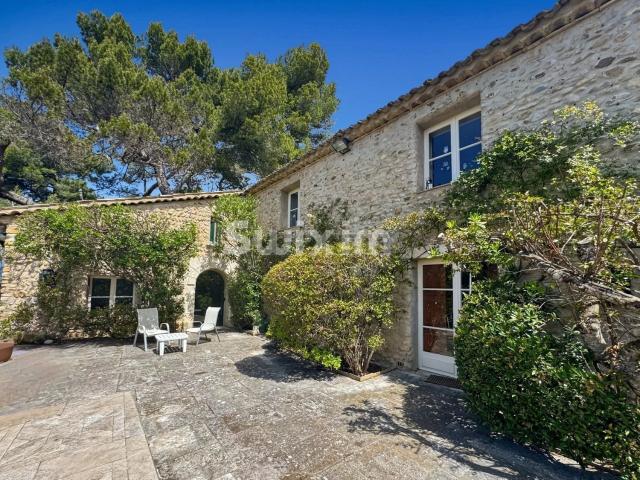 Maison, Entrevennes
