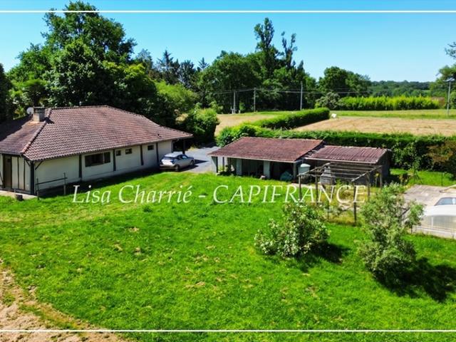 Maison en colombages à vendre 6 pièces proche de NOGARO 32 de 131 m2 habitables sur 18000 m2 de terrain