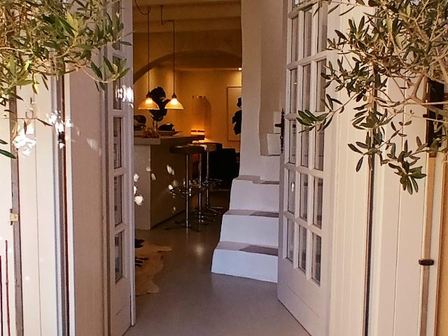 Maison En Bord De Mer, Entièrement Rénovée, Offrant 2 Chambres Et Un Espace Extérieur Avec Vue. Idéal pour les locations saisonnières