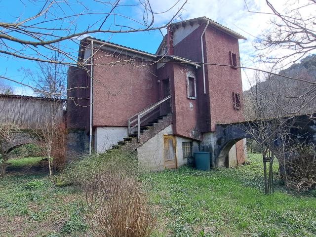 Maison en bord de Rivière