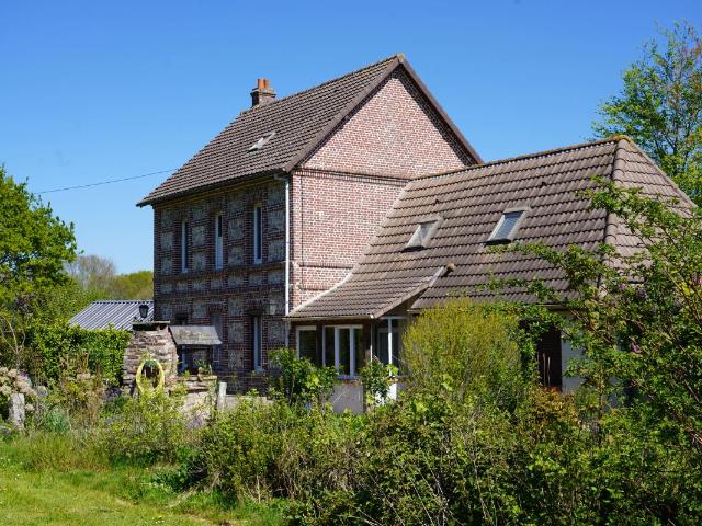 Maison en briques 5 chambres 5 minutes mer