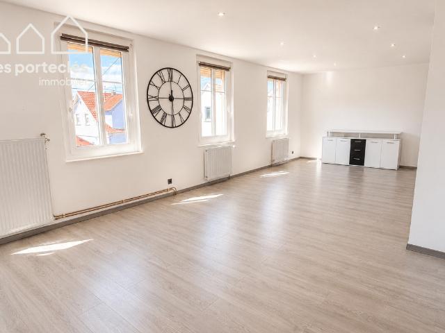 Maison en impasse à rénover 126 m², 25 ares