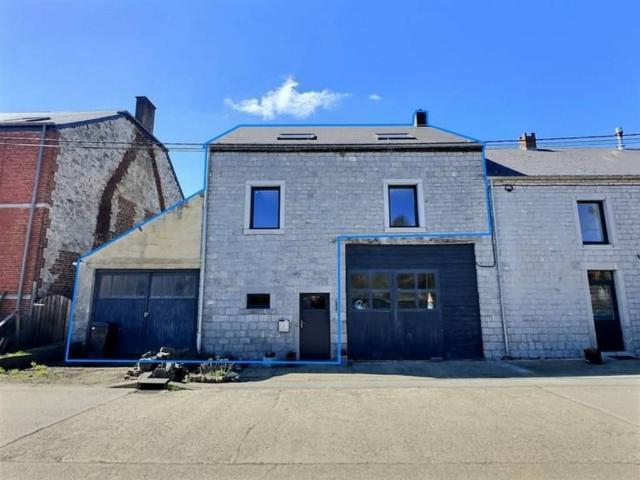 Maison en Location à Doische