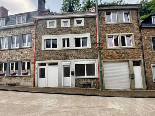 Maison en Location à La Roche en Ardenne