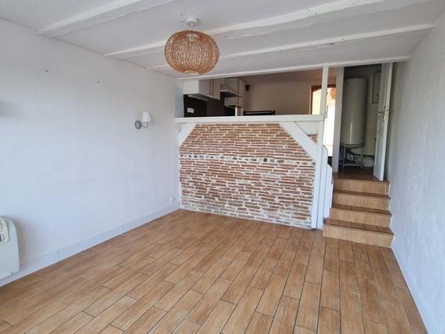 Maison en location à Lapeyrouse Fossat