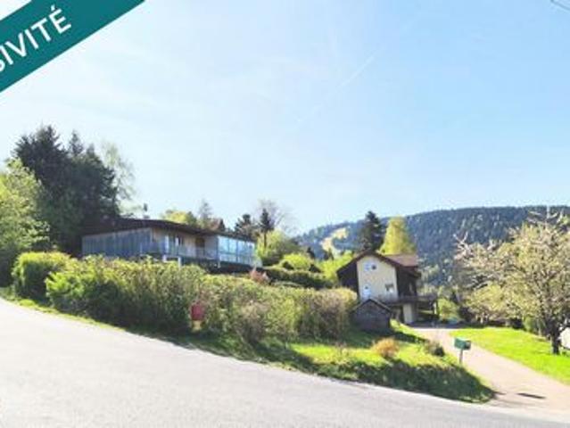Maison en position dominante avec vue panoramique sur le lac de Gérardmer
