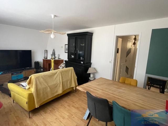Maison en parfait état, quartier calme !