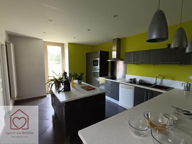 Maison en pierre Montjoi 5 pièce s 169 m2 169m² Montjoi