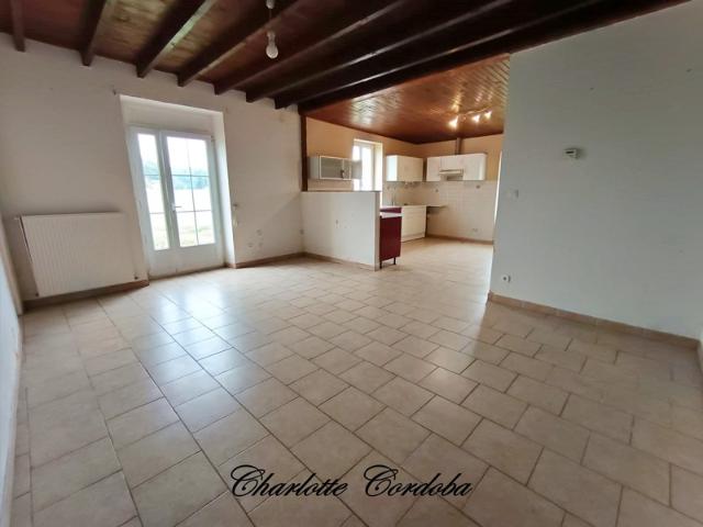 Maison en pierre avec fort potentiel, combles aménageables et garage – Sérignac sur Garonne